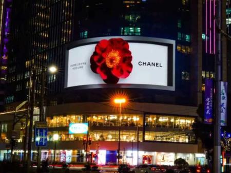 5 Reasons for Top Brands to Consider Outdoor LED Advertising in 2023