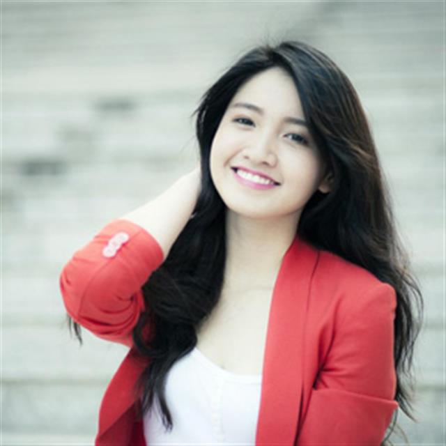 Chị Hoài Thu
