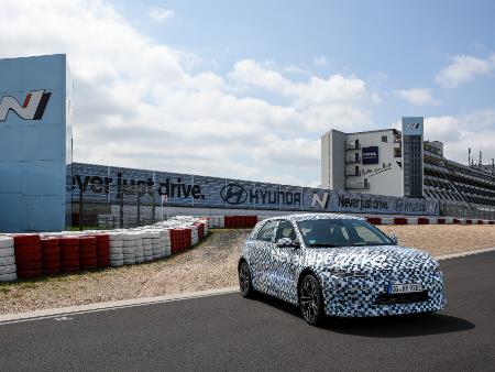 Hyundai Motor đang thử nghiệm các mẫu motor thế hệ mới không sử dụng đất hiếm