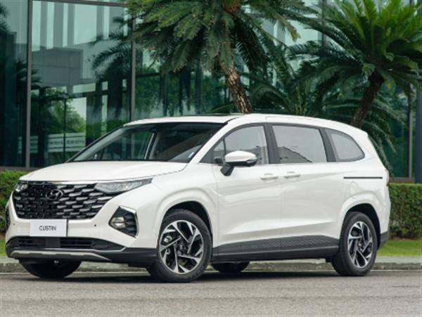 Hyundai Custin 2.0T Cao Cấp